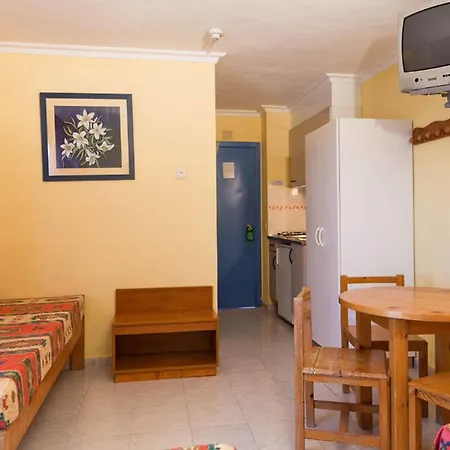 Vibra Monterrey Hotel apartamentowy